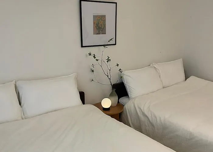 1minute Walk From Subway 10 People Convenient Transportation Gwangalli Luggage Storage Apartment