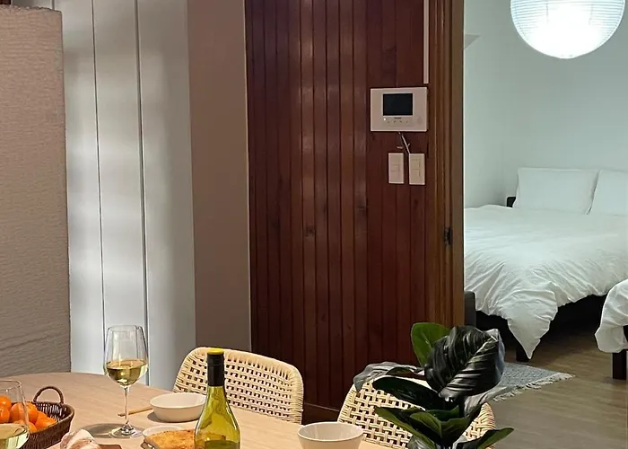 1minute Walk From Subway 10 People Convenient Transportation Gwangalli Luggage Storage Apartment *