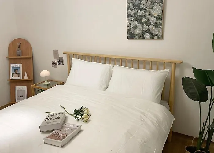 Apartment 1minute Walk From Subway 10 People Convenient Transportation Gwangalli Luggage Storage
