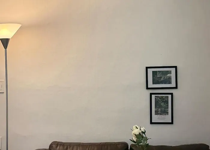 Apartment 1minute Walk From Subway 10 People Convenient Transportation Gwangalli Luggage Storage