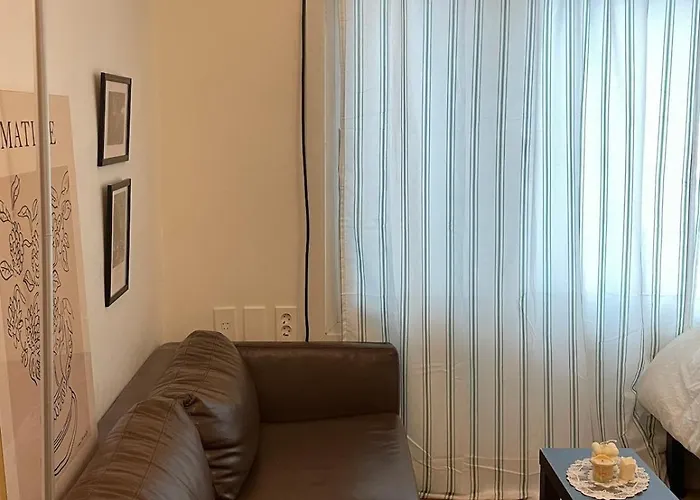 1minute Walk From Subway 10 People Convenient Transportation Gwangalli Luggage Storage * Busan