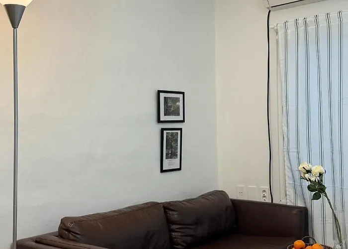 Apartment 1minute Walk From Subway 10 People Convenient Transportation Gwangalli Luggage Storage