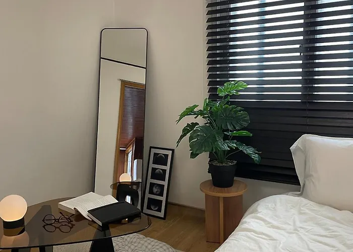 1minute Walk From Subway 10 People Convenient Transportation Gwangalli Luggage Storage * Busan