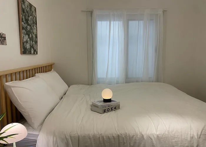 1minute Walk From Subway 10 People Convenient Transportation Gwangalli Luggage Storage Apartment