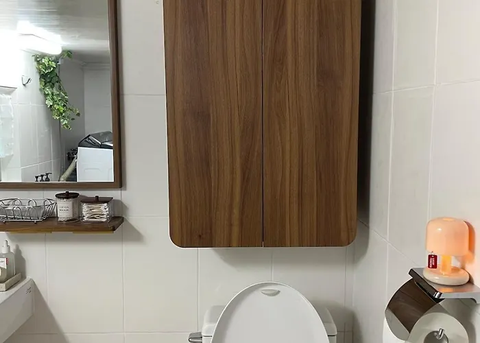 Apartment 1minute Walk From Subway 10 People Convenient Transportation Gwangalli Luggage Storage Busan